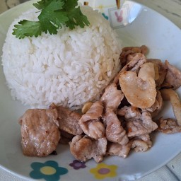 ข้าวหมูทอดน้ำปลา ต้องเบิ้ล