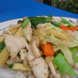 ผัดผักรวม(กับข้าว)