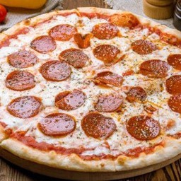 [อร่อยซ่ากับโค้ก] เปปเปอร์โรนี่ +  โค้ก ออริจินัล (กระป๋อง) 