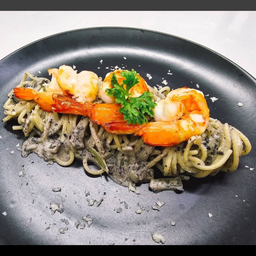 สปาเก็ตตี้ ซอสเห็ดทรัฟเฟิลกุ้ง