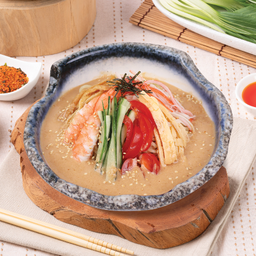 ฮิยาชิ ชูกะ