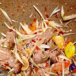 ตำหมูตกครก