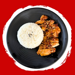 ข้าวไก่ย่างสไปซี่จิ้มแจ่ว