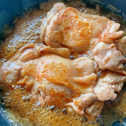 สะโพกไก่เทอริยากิ แยกข้าว