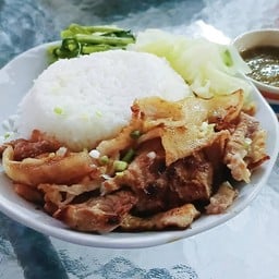 ข้าวหน้าหมูกระทะ