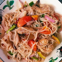 ตำขนมจีนกุ้งสด