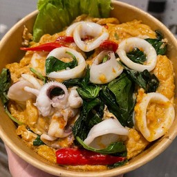 ข้าวไข่ข้นห่อหมกปลาหมึก