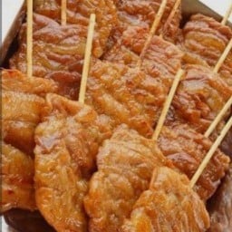 ร้านป้าทอง ไก่ย่างหมูย่างไส้กรอกย่าง ตลาดบางบัวทอง