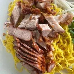 บะหมี่แห้ง