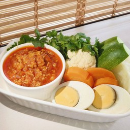 น้ำพริกอ่องผักต้ม