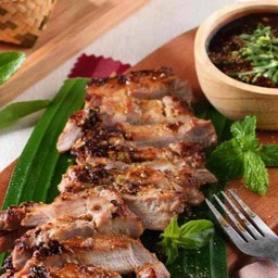 หมูย่างจิ้มแจ่ว