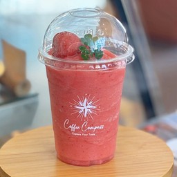 Strawberry Smoothie (สตอว์เบอรี่ปั่น)
