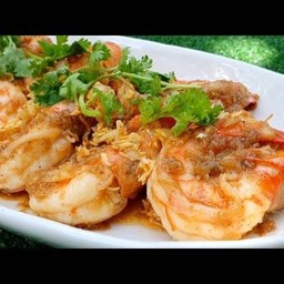 กุ้งทอดกระเทียม ฉ่ำทุกตัว
