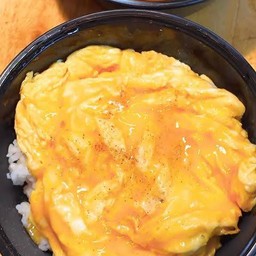 ข้าวไข่ข้น