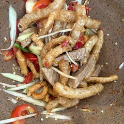 ตำแคบหมูใส่หมูยอ พิเศษ