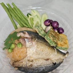 ข้าวคลุกน้ำพริกกะปิ+ปลาทู+ไข่ชะอม