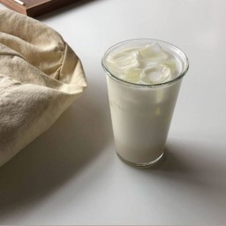 นมโสดดดดดดดเย็น MILK