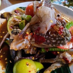 ตำเหลาปูม้ากุ้งสด