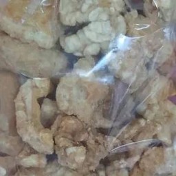 แคปหมูใหญ่ชิ้นเล็ก