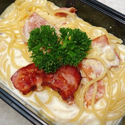 สปาเก็ตตี้คาโบนาร่าเบค่อน