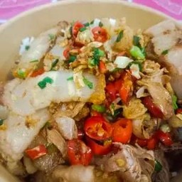 หมูกรอบคั่วพริกเกลือ