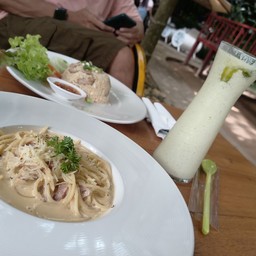 หมี่คลุกไก่ไข่มะตูม🐣