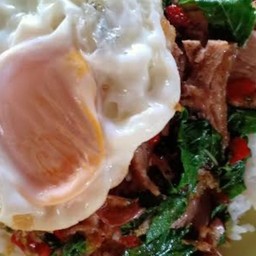 ข้าว กระเพราเป็ด ไข่ดาว