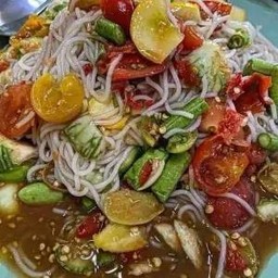 ตำขนมจีน