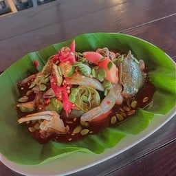 เหลาปูม้ากุ้งสด