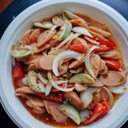 ยำแซ่บกั๊ตต๊อง
