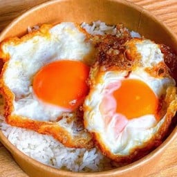 ข้าวไข่ดาวทอด 2 ฟอง