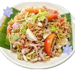 ยำมาม่าหมูสับ