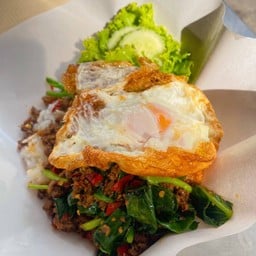 ข้าวคะน้าหมูสับฮอลแลนด์+ไข่ดาว