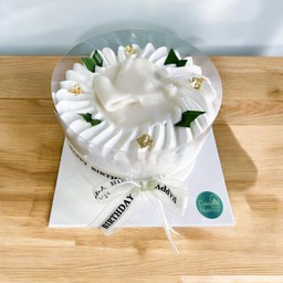 เค้กนมสดมะพร้าวอ่อน