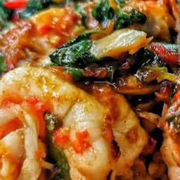 ข้าว กระเพรา กุ้ง