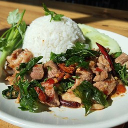 กะเพราเป็ดโบราณ