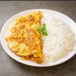 ข้าวผัดน้ำพริกผักสดไข่ต้มหมูทอด ข้าวไข่เจียว อาหารตามสั่ง หม่าล่า  ลูกชิ้นทอด