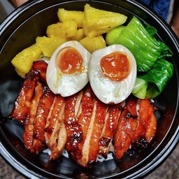 ข้าวหน้าไก่ย่างซอส SML ไซส์ L