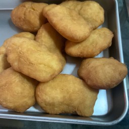 ซาลาเปาทอดทานกับน้ำเต้าหู้อร่อย