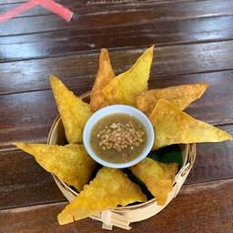 เกี๊ยวทอดไส้หมู