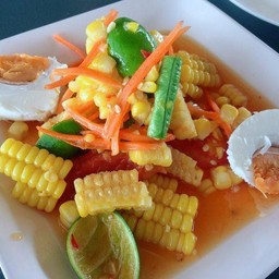 ตำข้าวโพดไข่เค็ม