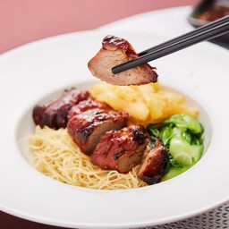 บะหมี่หมูแดงฮ่องกงส่วนสันคอพรีเมี่ยม L