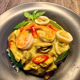 ไข่ข้นห่อหมกเขียวหวานทะเล ล้นกล่อง