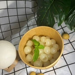 ลำไยควักไส้ พร้อมทาน ไซส์จัมโบ้ (คว้านเมล็ด)