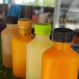 โปรโมชั่น  น้ำผลไม้ 10 แถม 1 ระบุได้เลยว่าเอาอะไรกี่ขวดจ้า