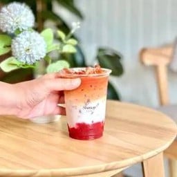 สตรอเบอร์รี่ชาไทยนมสด