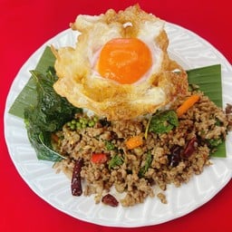 ข้าวราดหมูกะเพราคั่วแห้ง+ไข่ดาว