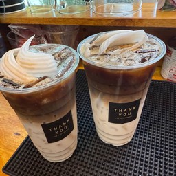 กาแฟมะพร้าวนมสด