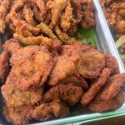 หมูก้อนวุ้นเส้นกับข้าว