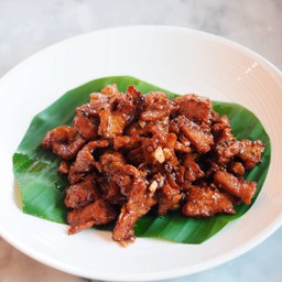 ข้าวทอดกระเทียม